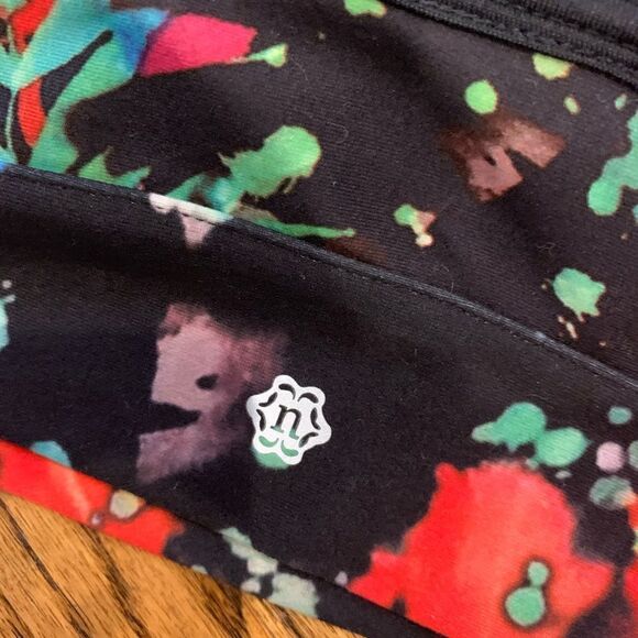 New NANETTE LEPORE Play Sports Bra Black Palm S - Picture 5 of 5